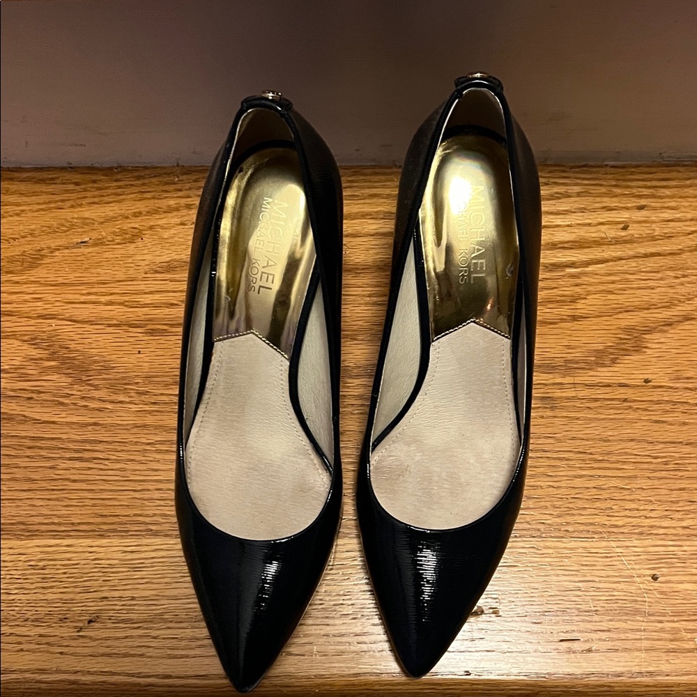 Michael Kors Navy Patent Leather Heels
